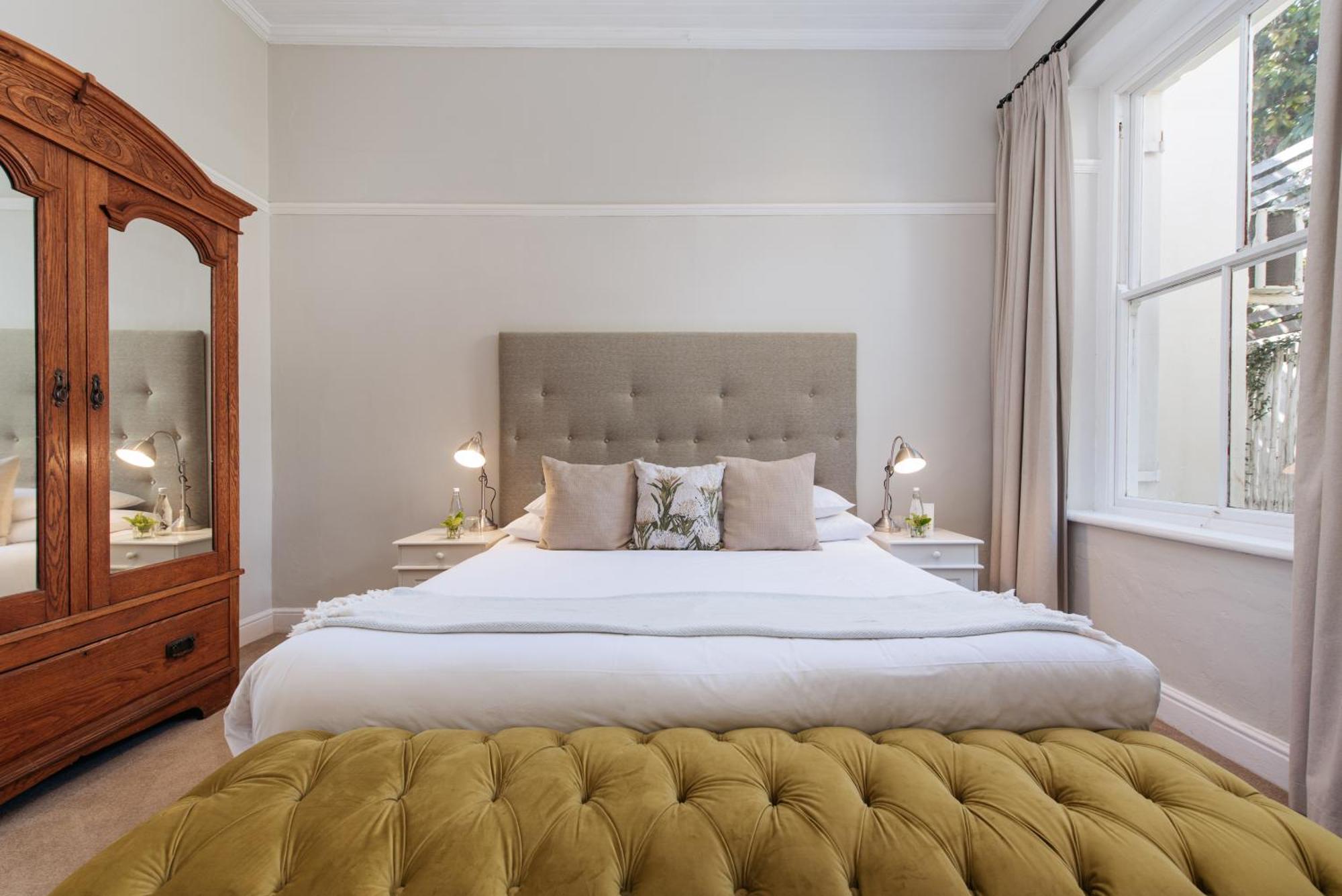 River Manor Boutique Hotel By The Living Journey Collection สเตลเลนบอช ภายนอก รูปภาพ